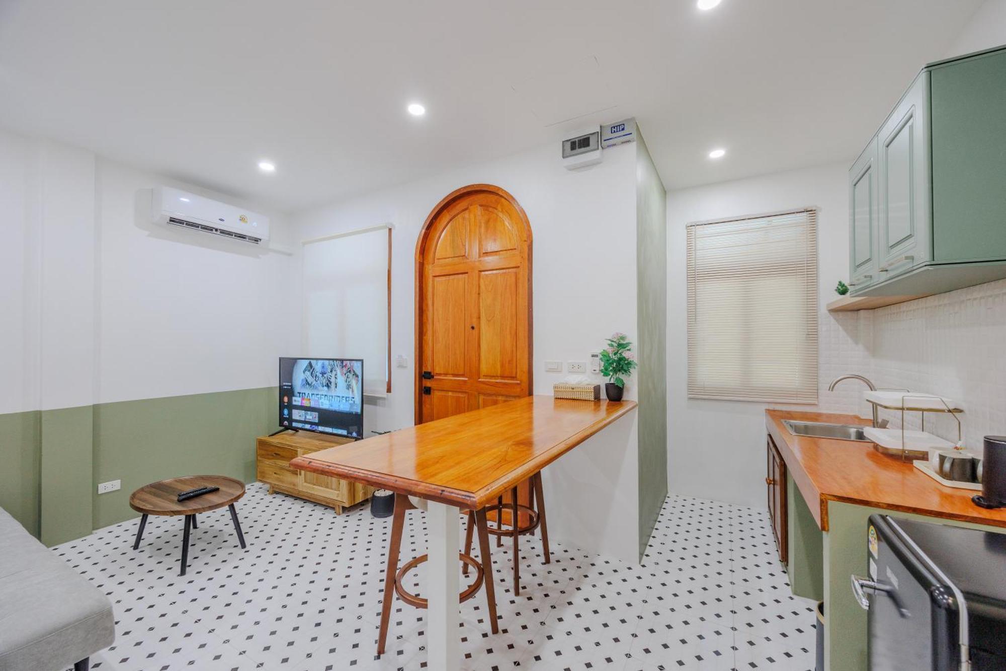 Bania 813 House Hotel Khao Lak Exterior photo
