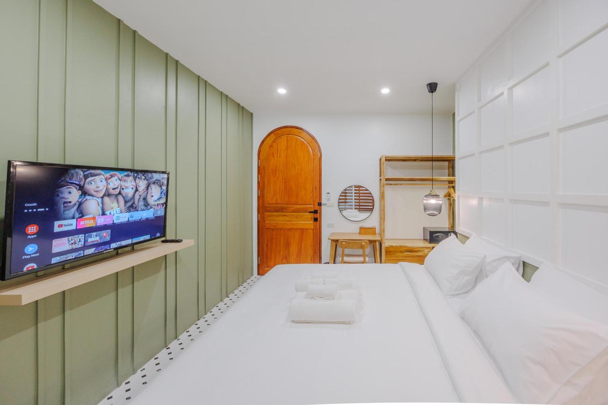 Bania 813 House Hotel Khao Lak Exterior photo