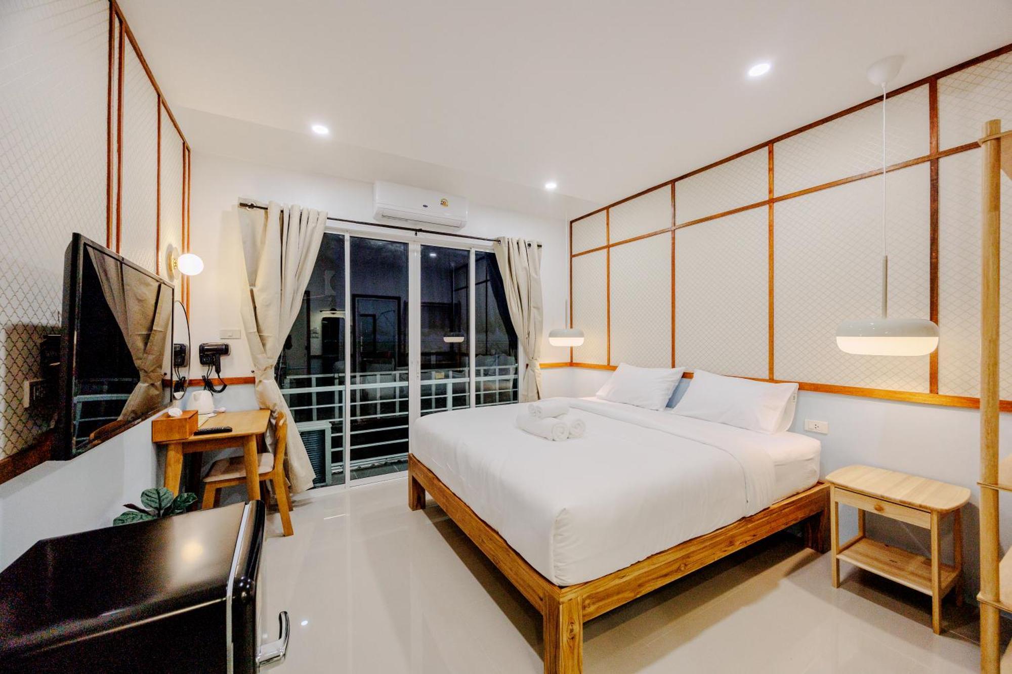 Bania 813 House Hotel Khao Lak Exterior photo